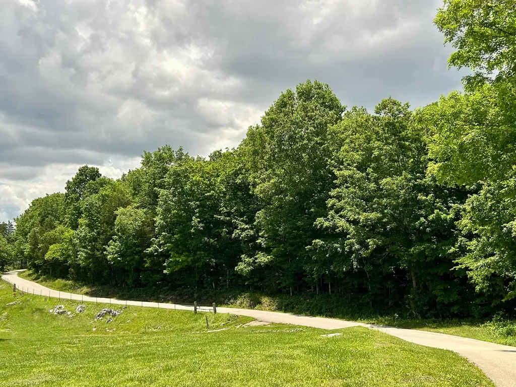 1055 Clay Hill Road Somerset KY 42501