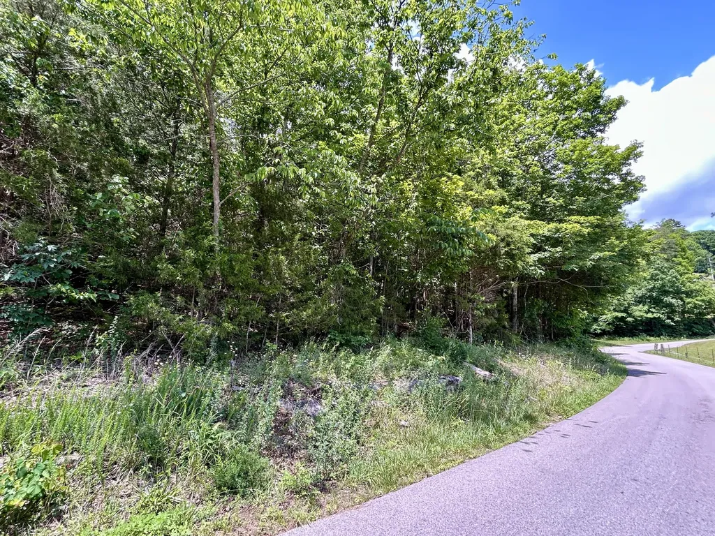 1055 Clay Hill Road Somerset KY 42501