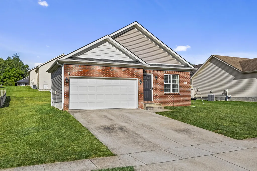 135 Paul Revere Drive Georgetown KY 40324