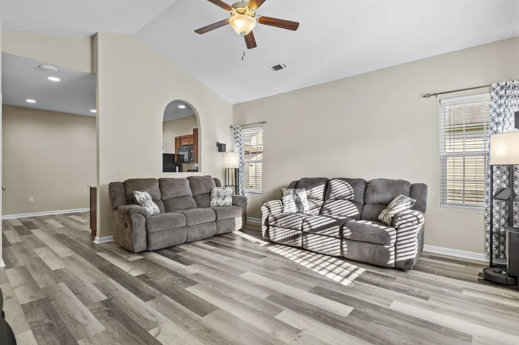 135 Paul Revere Drive Georgetown KY 40324