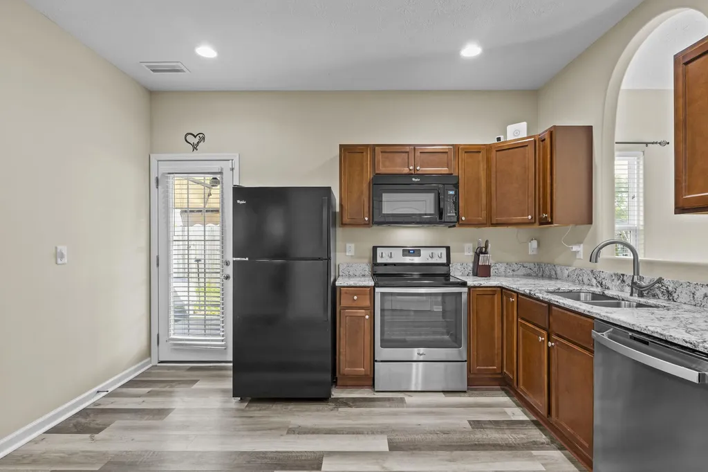 135 Paul Revere Drive Georgetown KY 40324