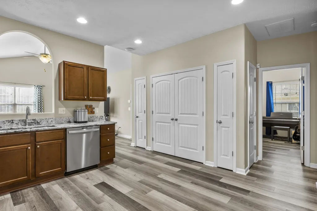 135 Paul Revere Drive Georgetown KY 40324