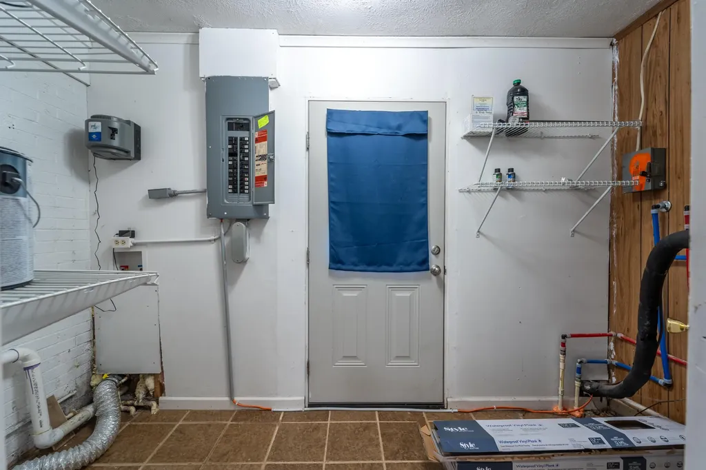97 Cedar Cliff Road Waco KY 40385