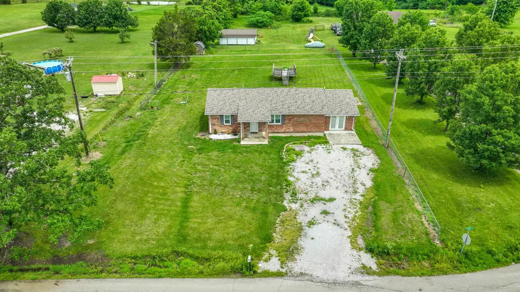 97 Cedar Cliff Road Waco KY 40385