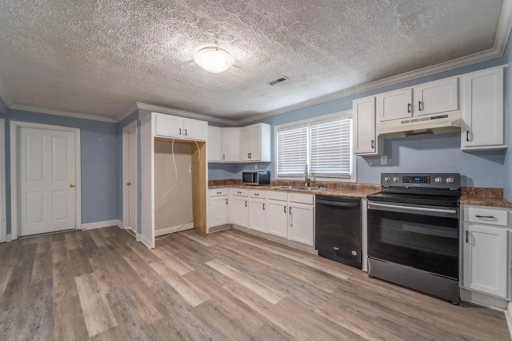97 Cedar Cliff Road Waco KY 40385