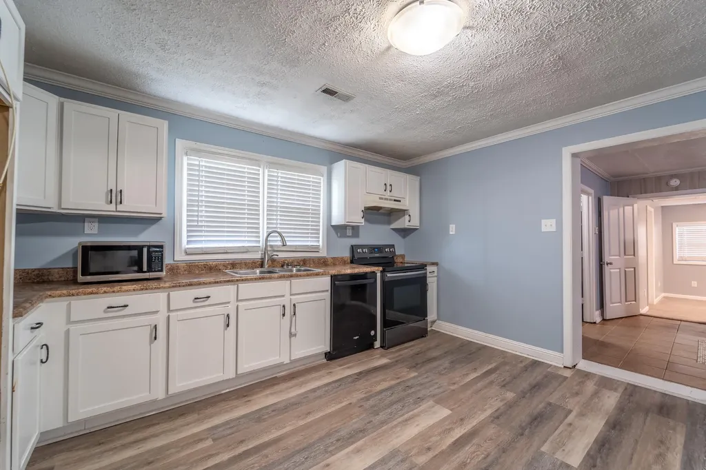 97 Cedar Cliff Road Waco KY 40385
