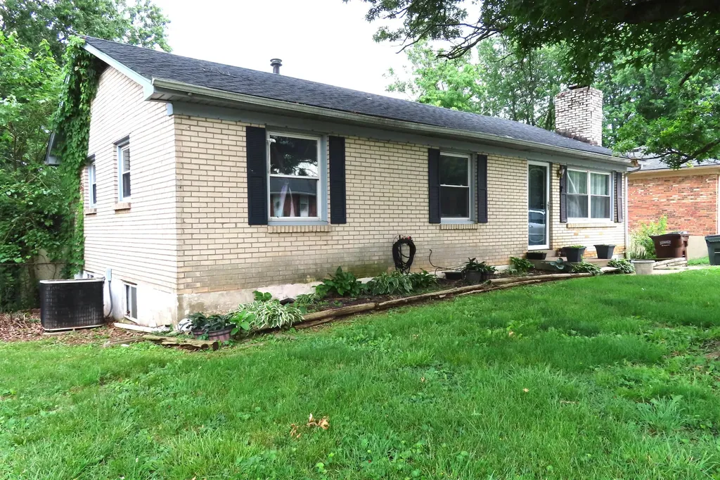 4028 Foxe Basin Road Lexington KY 40515