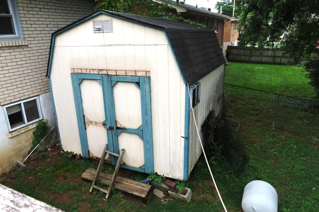 4028 Foxe Basin Road Lexington KY 40515