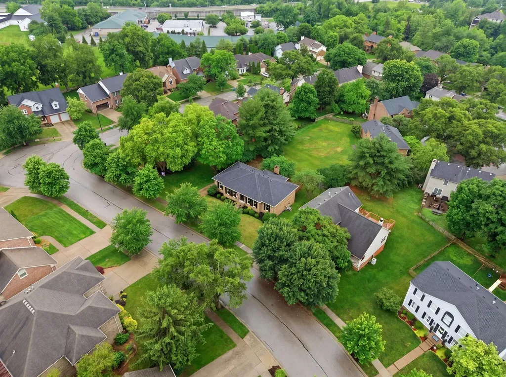 4313 Gum Tree Lane Lexington KY 40513