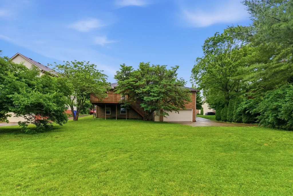 4313 Gum Tree Lane Lexington KY 40513