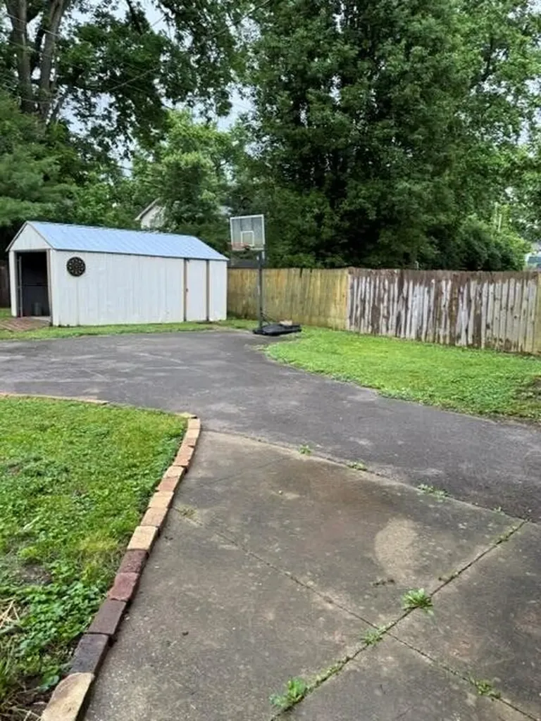 201 Wilson Downing Road Lexington KY 40517