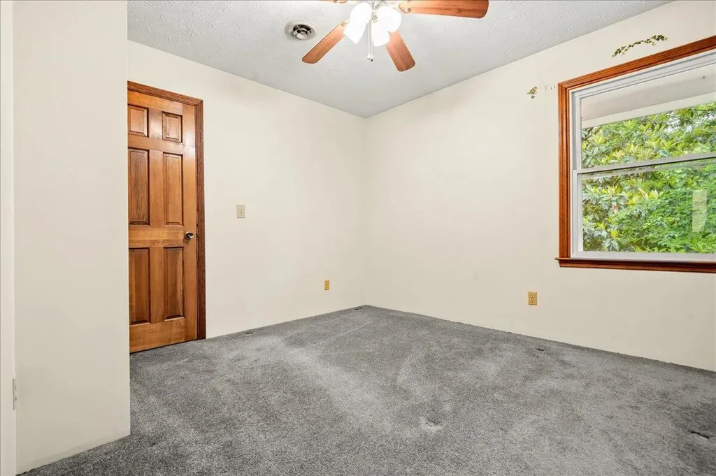 100 Lowell Brown Road Rockholds KY 40759