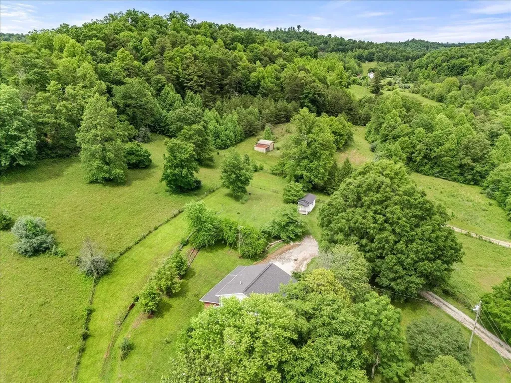 100 Lowell Brown Road Rockholds KY 40759