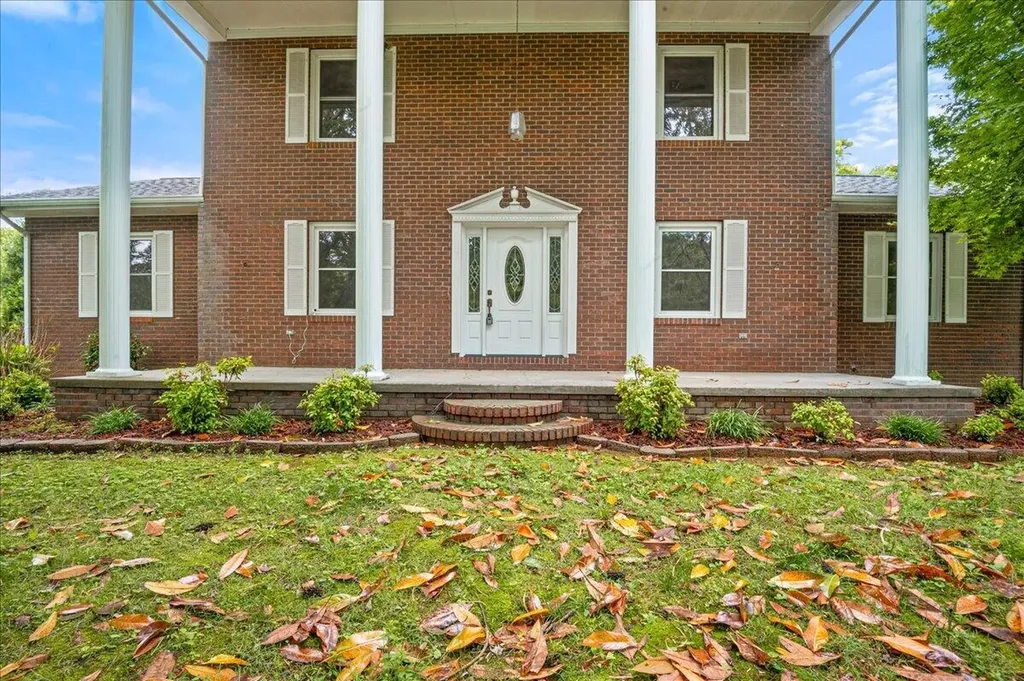 100 Lowell Brown Road Rockholds KY 40759