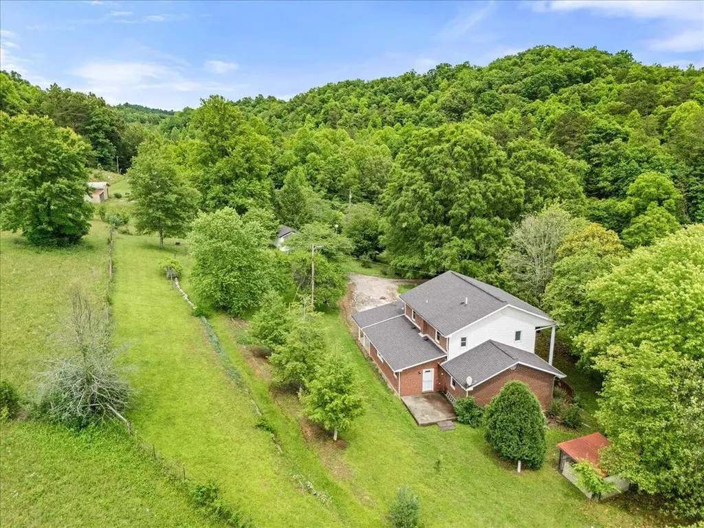 100 Lowell Brown Road Rockholds KY 40759