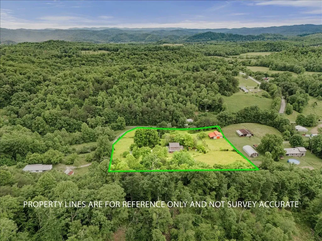 100 Lowell Brown Road Rockholds KY 40759