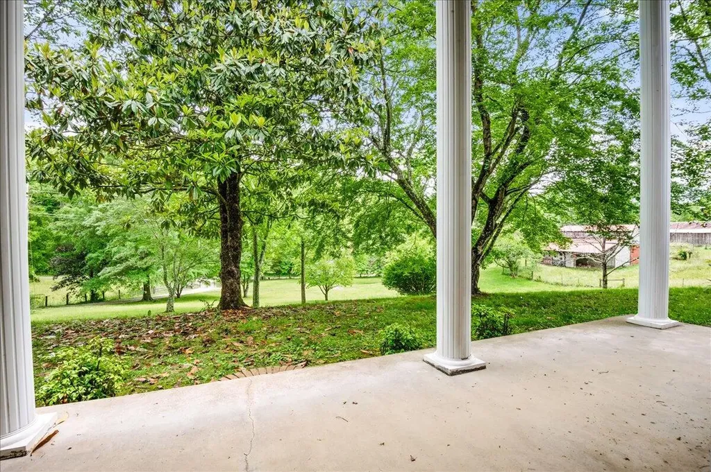100 Lowell Brown Road Rockholds KY 40759