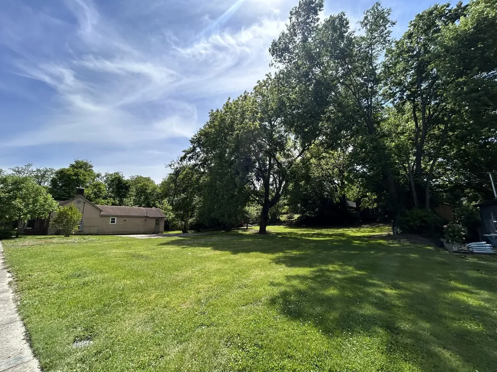 102-106 Admirals Landing Frankfort KY 40601