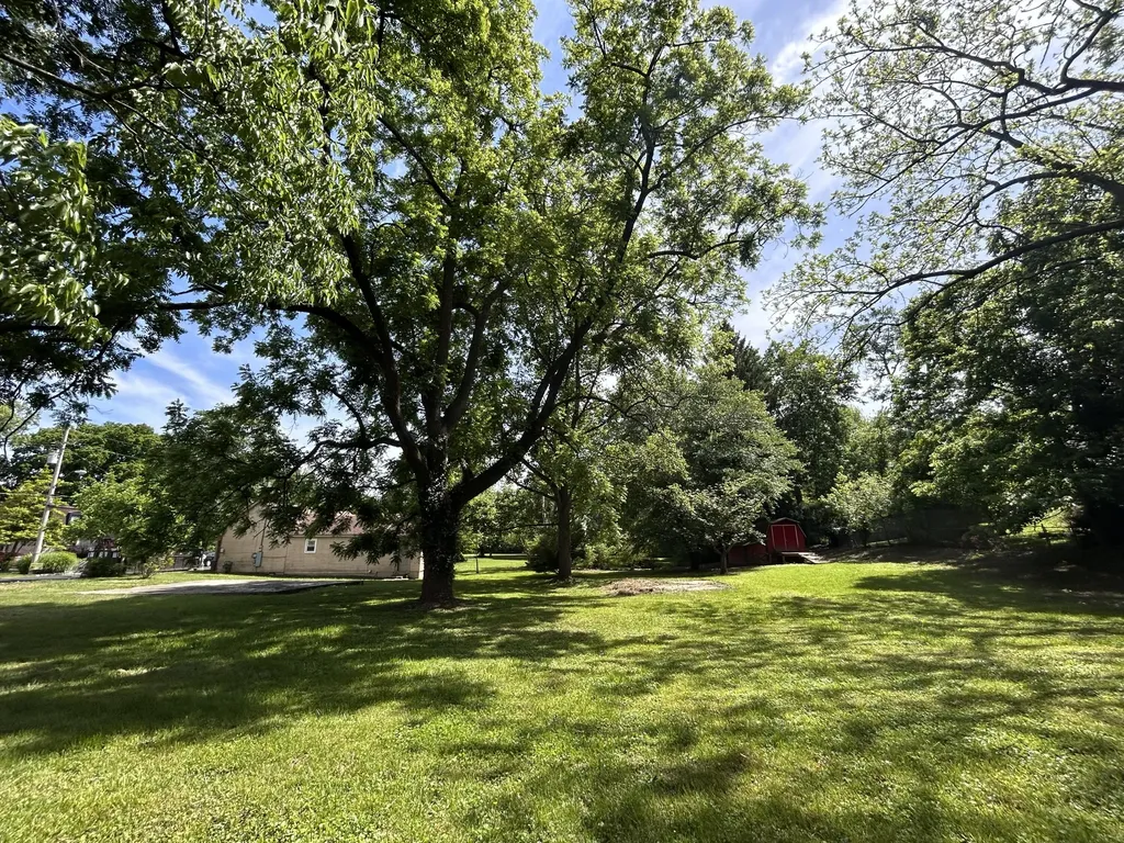 102-106 Admirals Landing Frankfort KY 40601