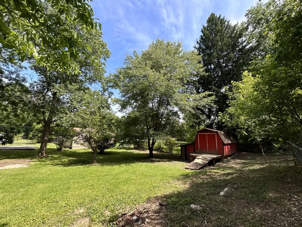 102-106 Admirals Landing Frankfort KY 40601