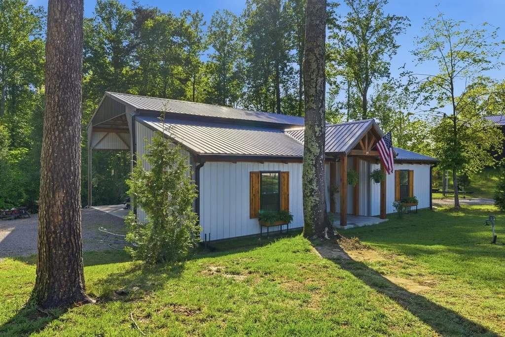 61 Coleman Cemetery Road Nancy KY 42544