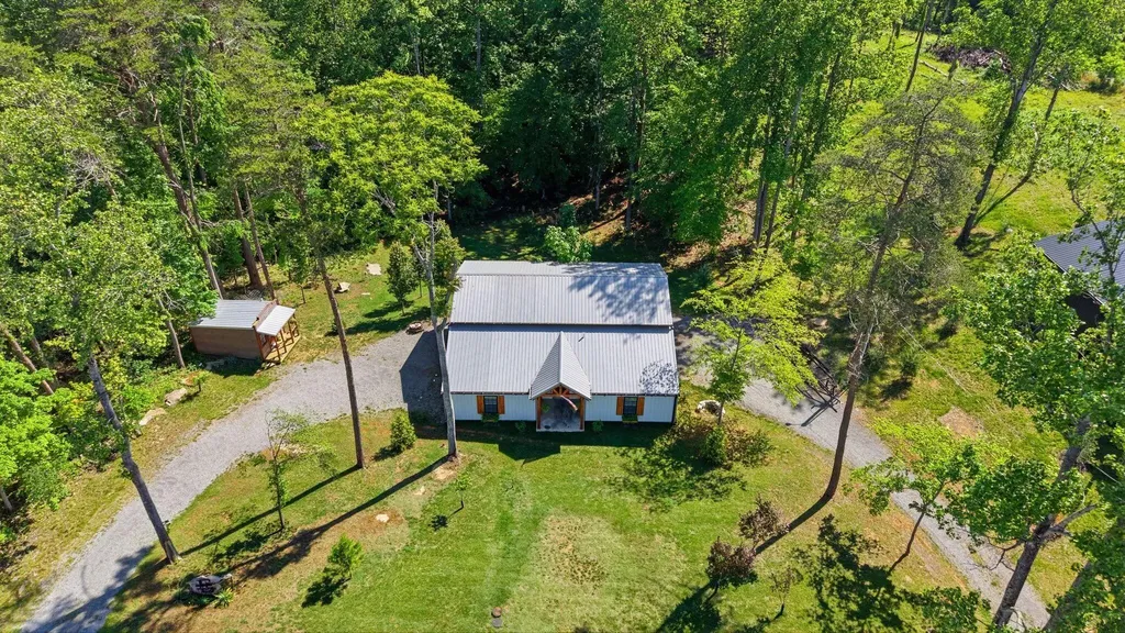 61 Coleman Cemetery Road Nancy KY 42544