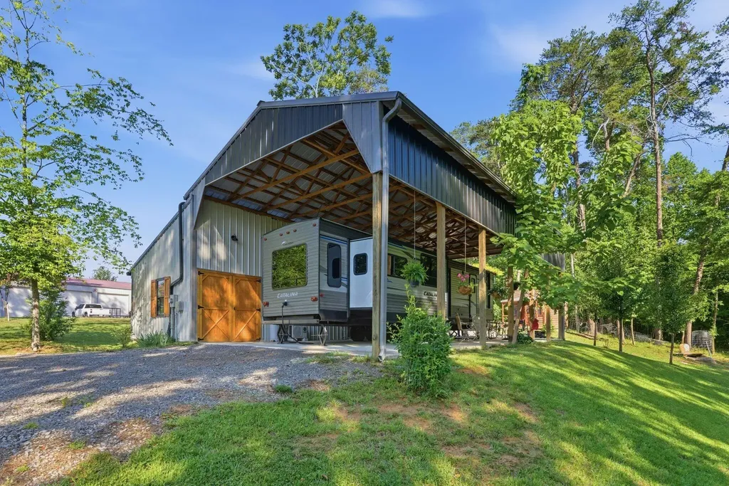 61 Coleman Cemetery Road Nancy KY 42544