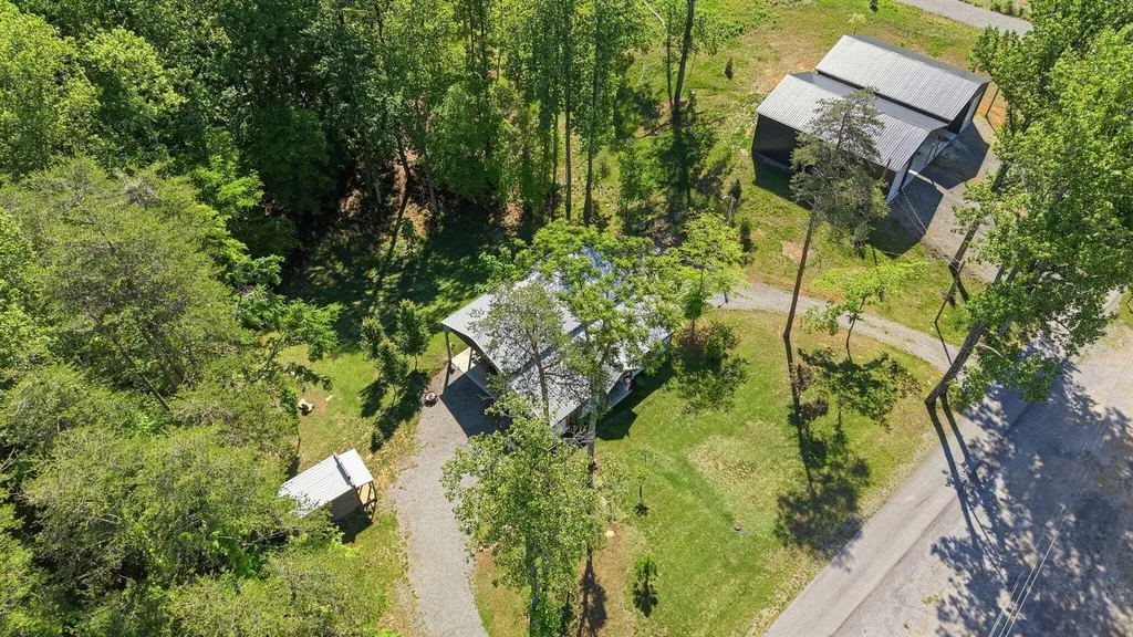 61 Coleman Cemetery Road Nancy KY 42544
