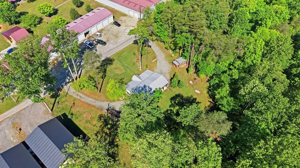 61 Coleman Cemetery Road Nancy KY 42544