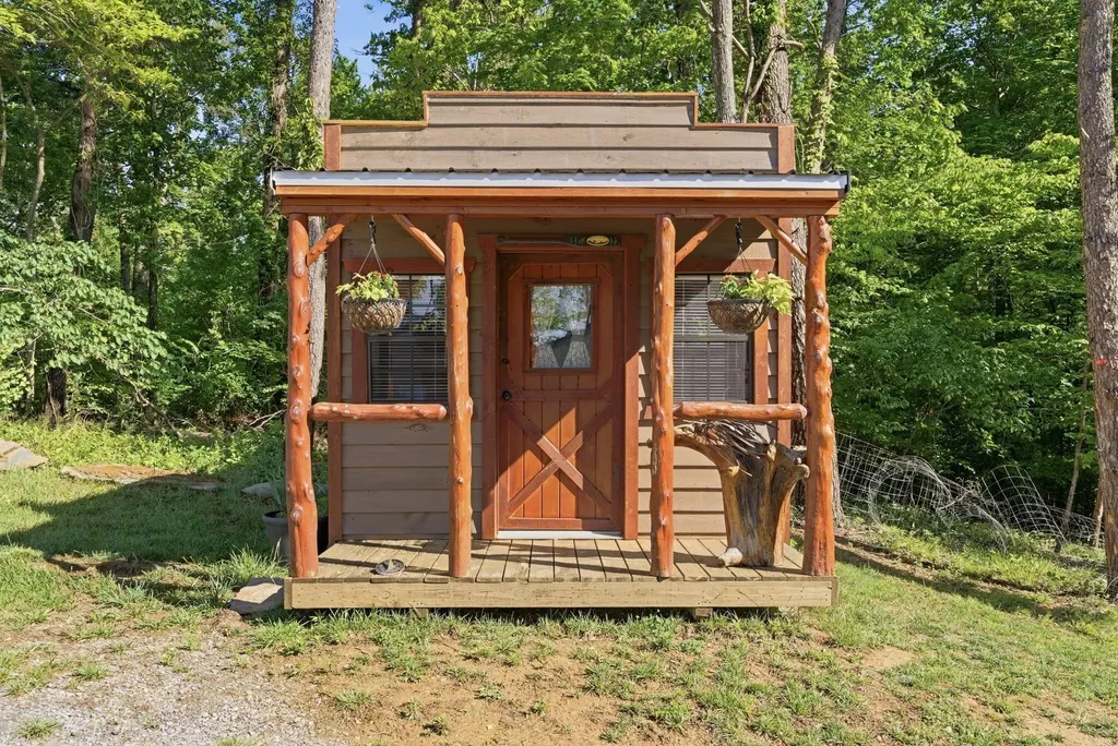 61 Coleman Cemetery Road Nancy KY 42544