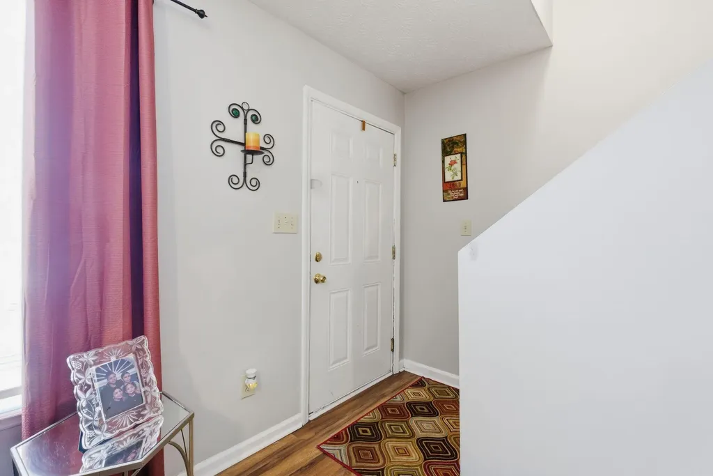 320 Santa Anita Court Lexington KY 40516