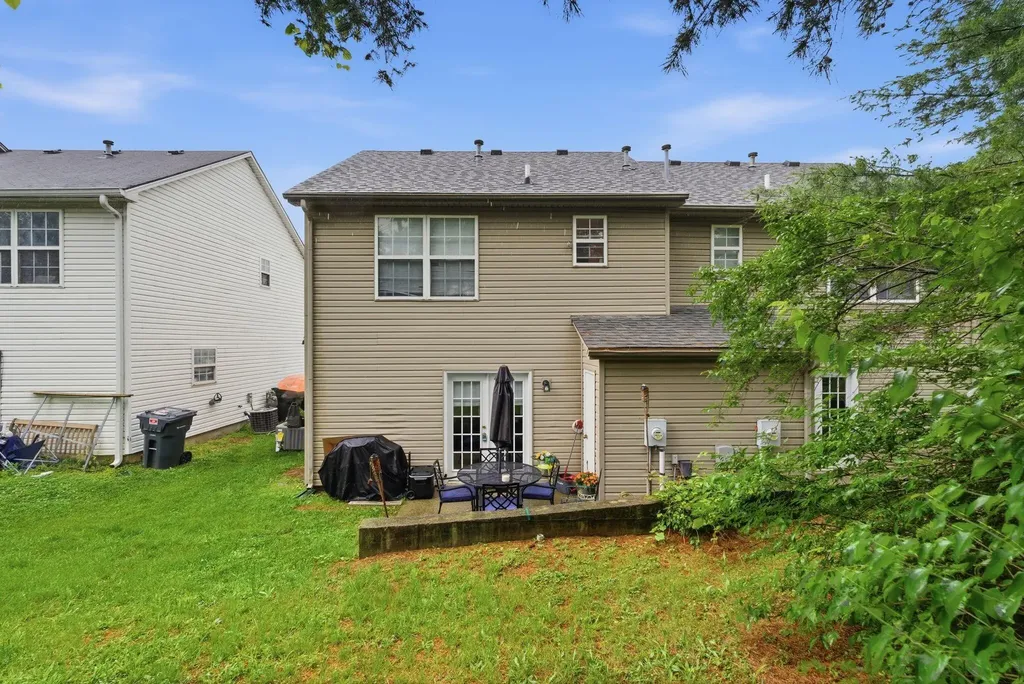 320 Santa Anita Court Lexington KY 40516
