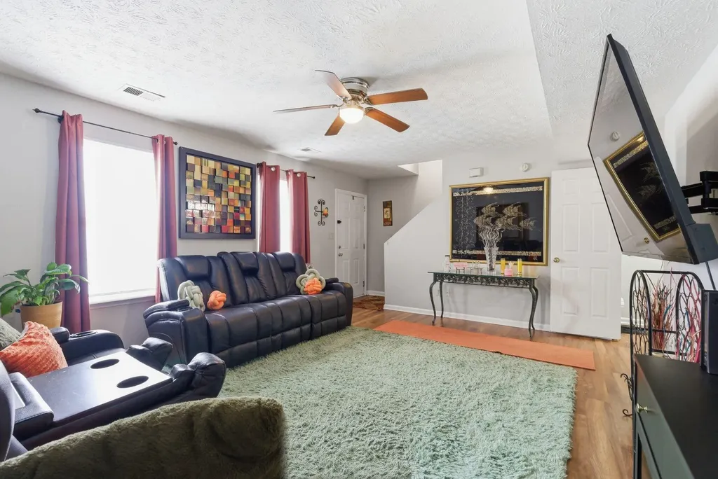 320 Santa Anita Court Lexington KY 40516