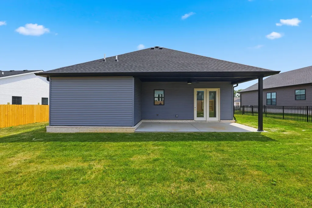 124 Patchen Drive Nicholasville KY 40356