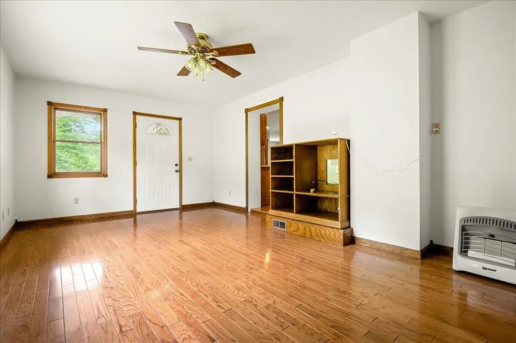 100 Lowell Brown Road Rockholds KY 40759