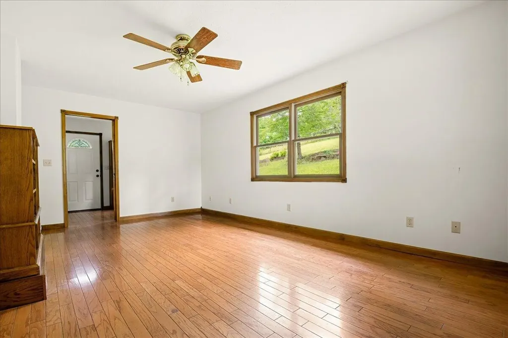 100 Lowell Brown Road Rockholds KY 40759