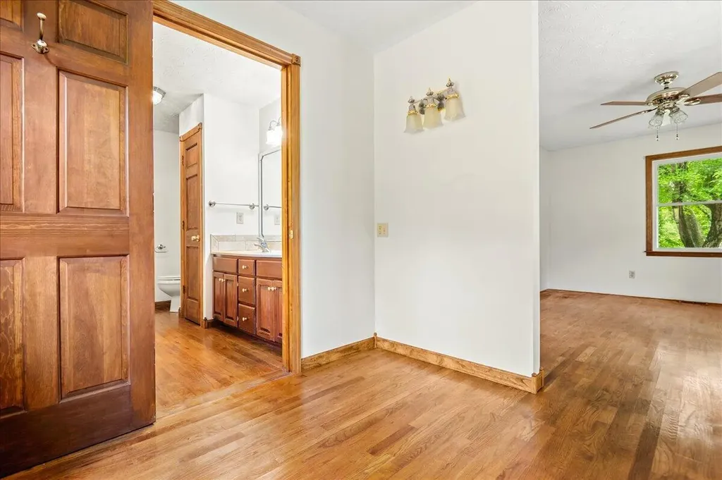 100 Lowell Brown Road Rockholds KY 40759