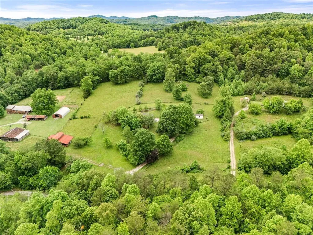 100 Lowell Brown Road Rockholds KY 40759