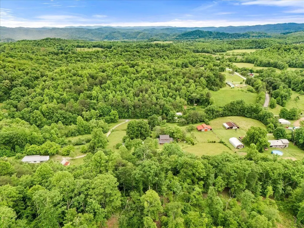 100 Lowell Brown Road Rockholds KY 40759