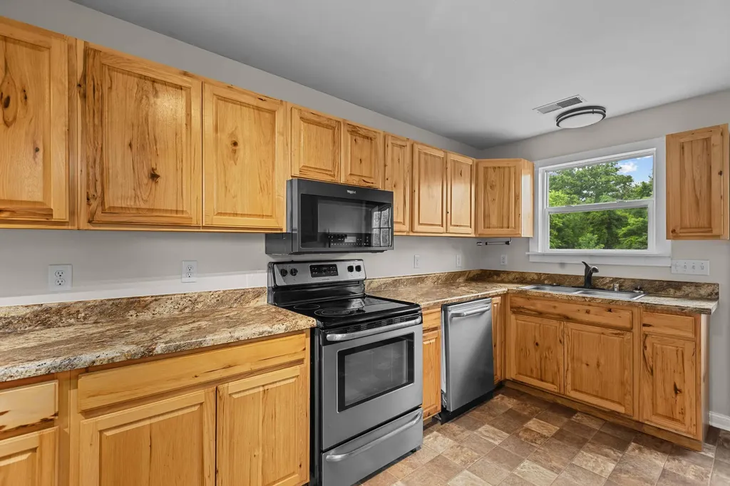 314 E Court Street Lawrenceburg KY 40342