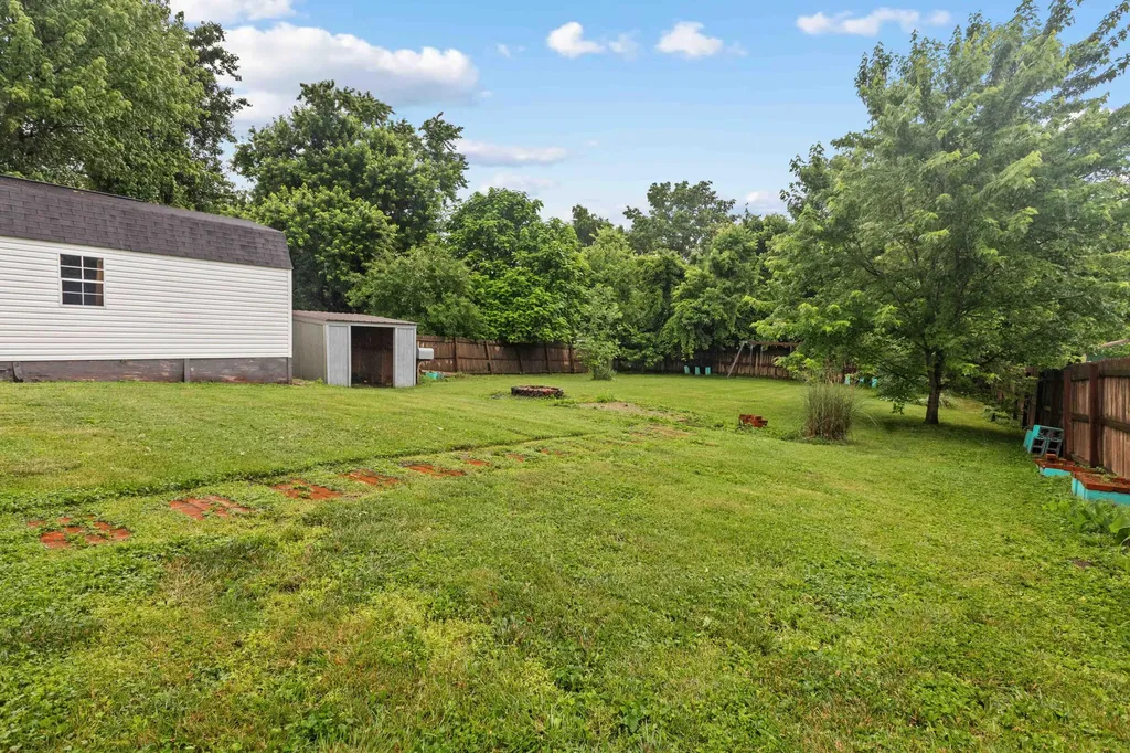 314 E Court Street Lawrenceburg KY 40342