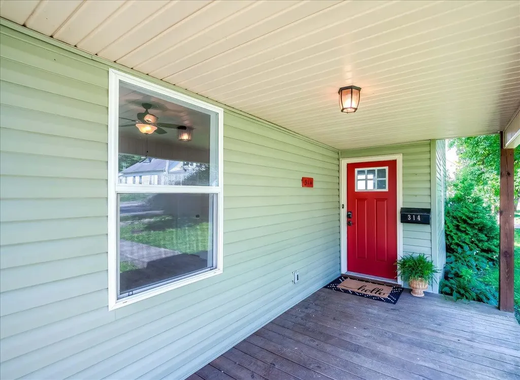 314 E Court Street Lawrenceburg KY 40342
