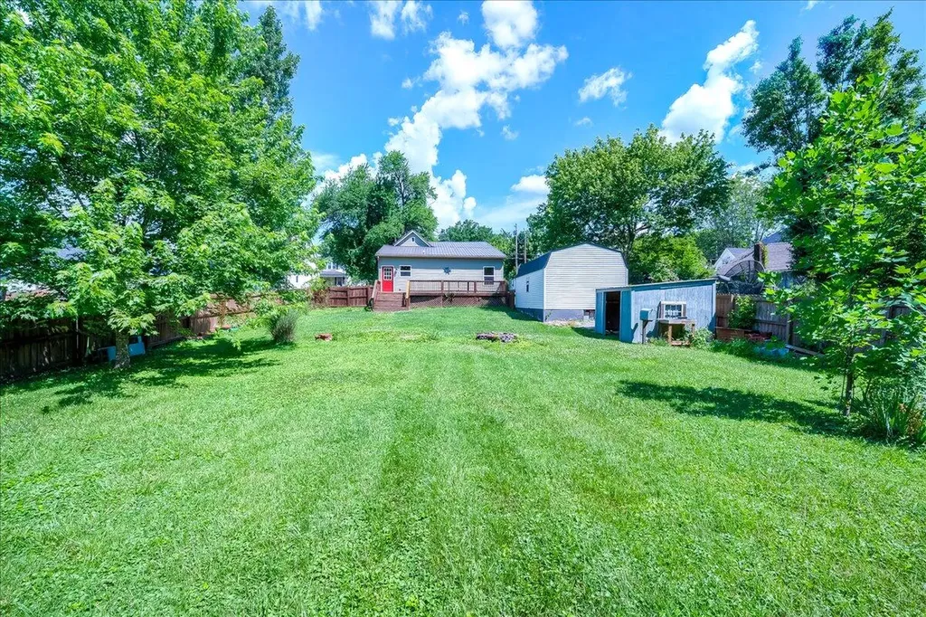 314 E Court Street Lawrenceburg KY 40342