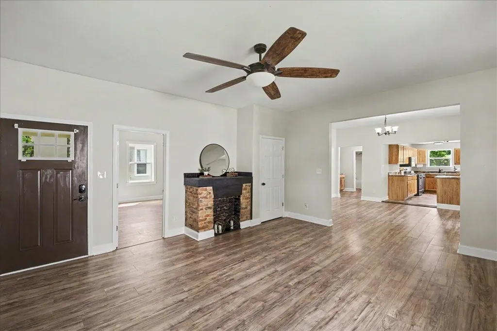 314 E Court Street Lawrenceburg KY 40342