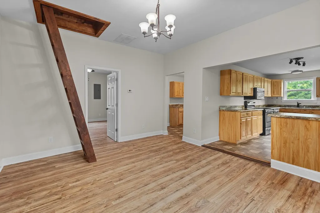 314 E Court Street Lawrenceburg KY 40342