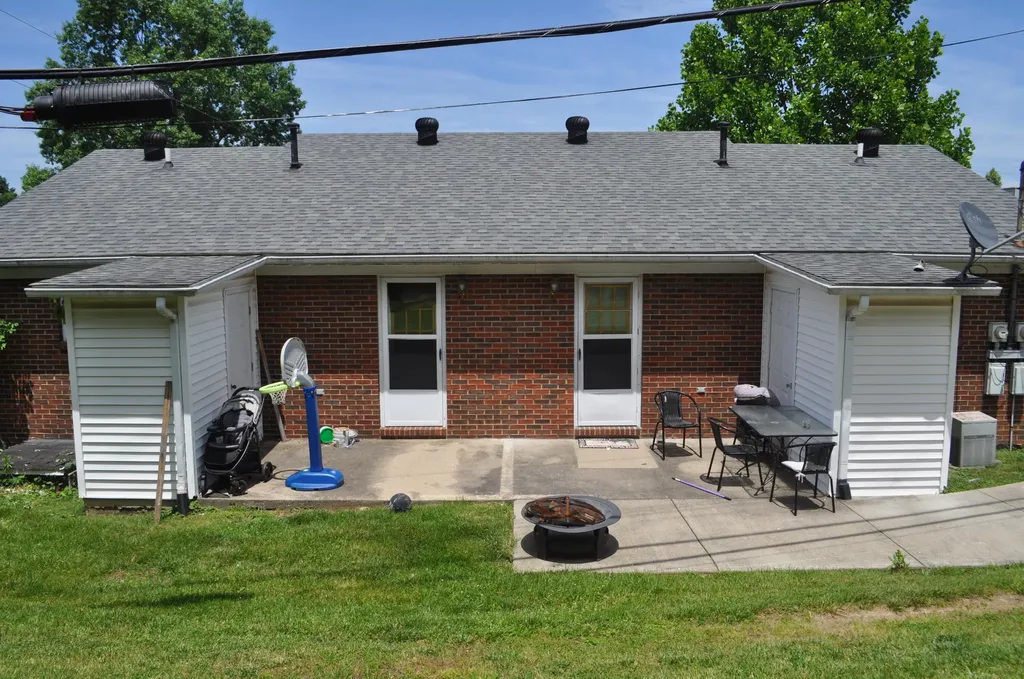 201 Hawthorne Drive Frankfort KY 40601