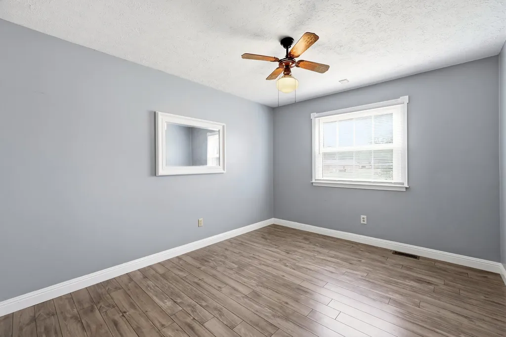 148 Franklin Drive Richmond KY 40475