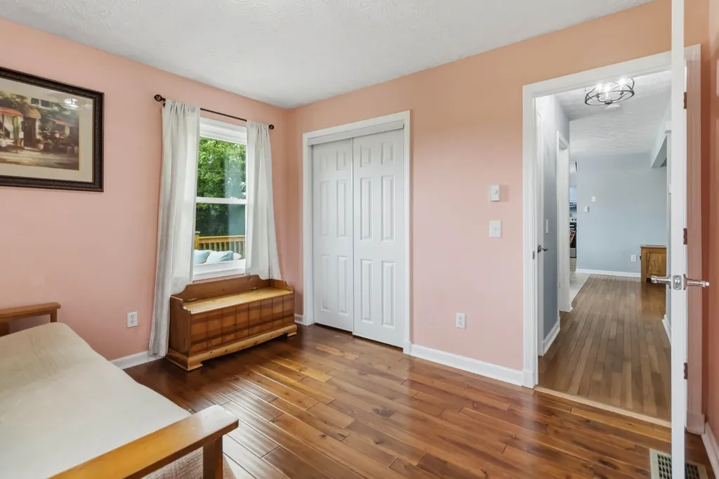 1598 Warwick Road Harrodsburg KY 40330