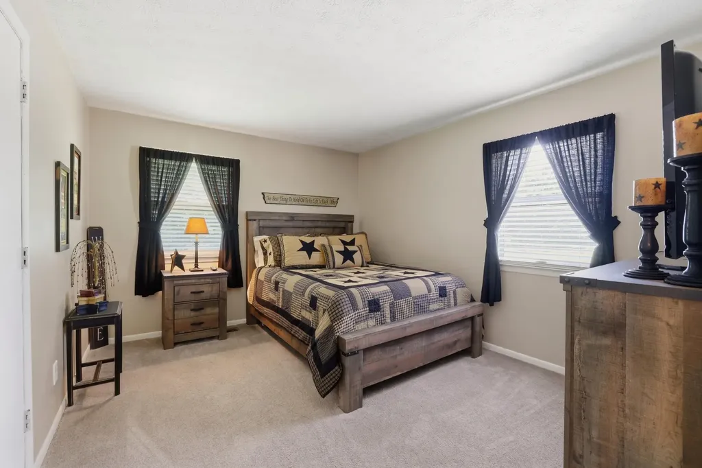 1623 Oakland Lane Harrodsburg KY 40330