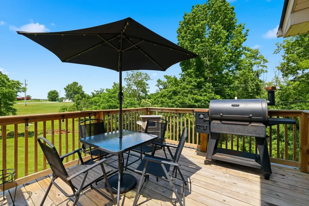 1623 Oakland Lane Harrodsburg KY 40330